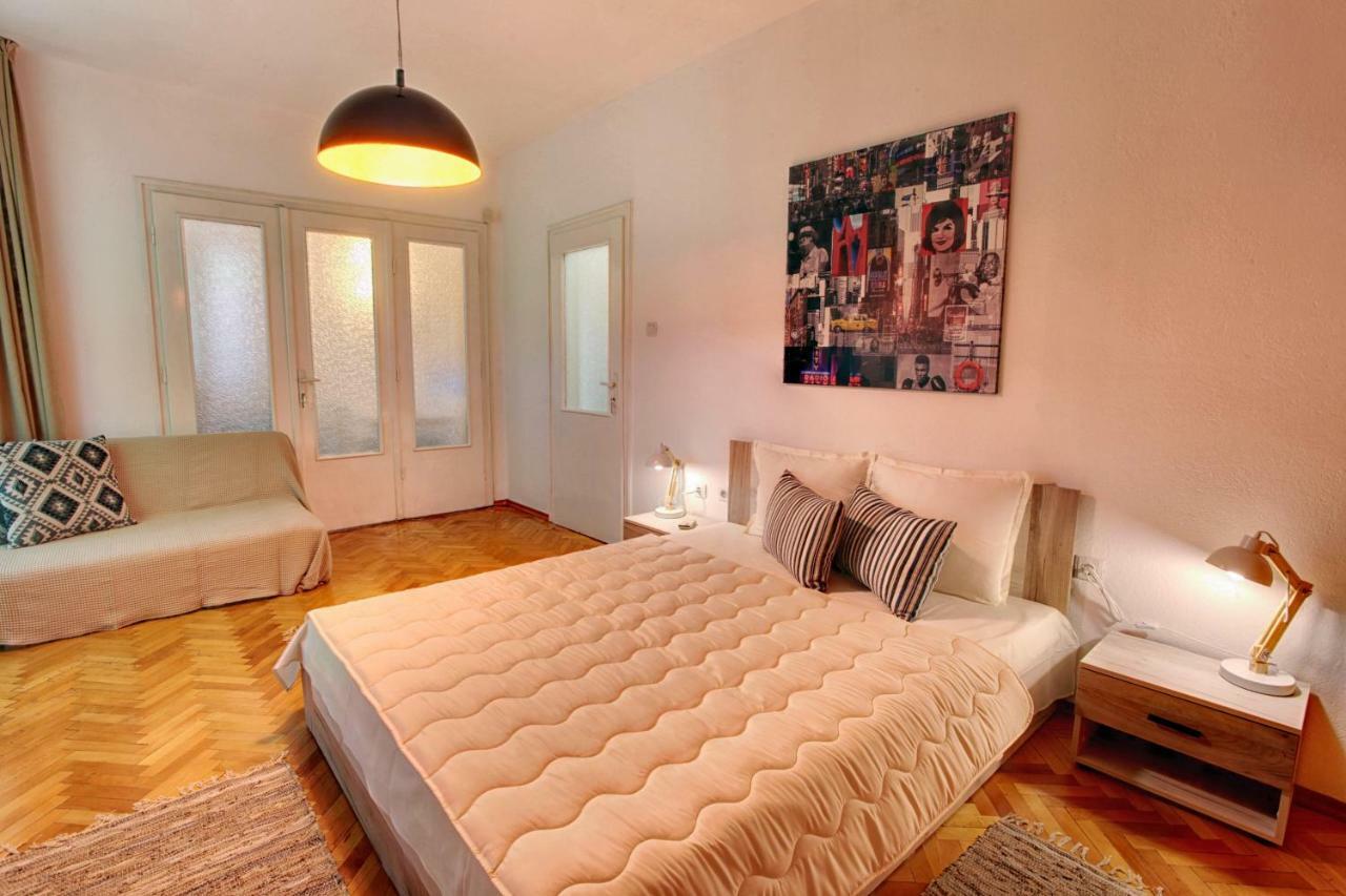 Terrace Home - Three Bedrooms City Center Plovdiv Extérieur photo